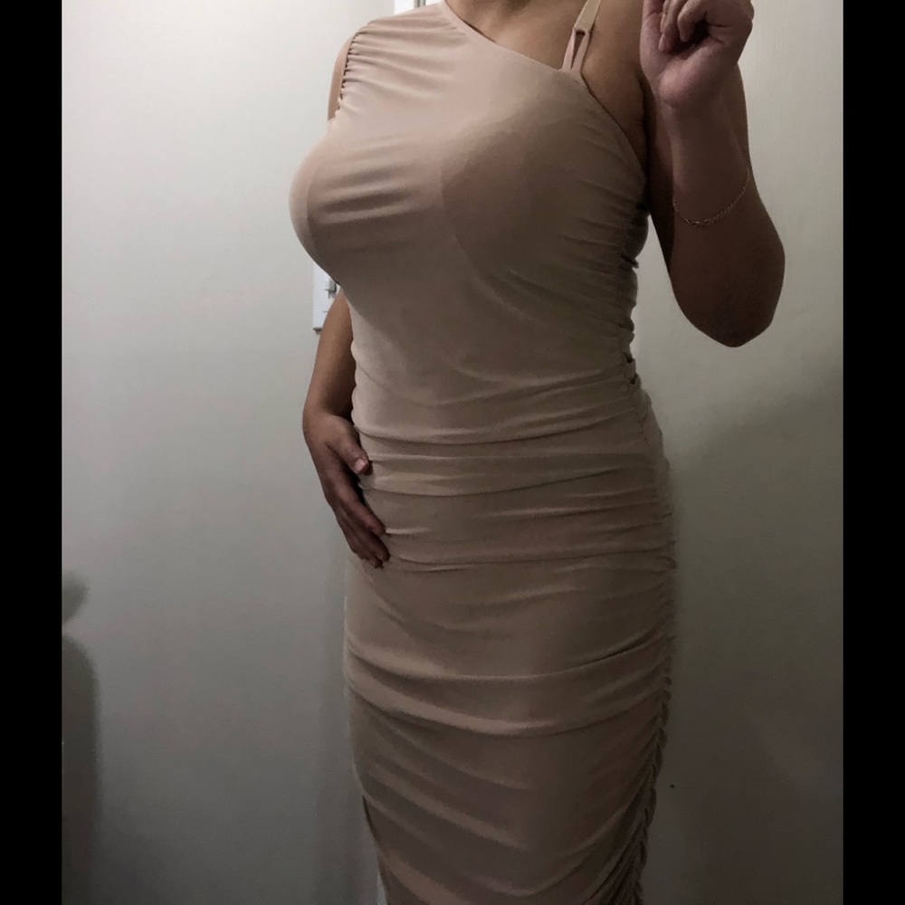 Beautiful Maternity dress - Picture 6 of 6